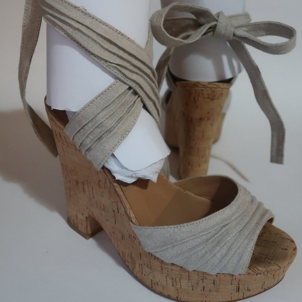 Ann Taylor Marley Cork Wedge Natural Size 7